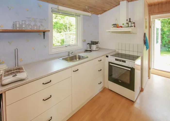 Cozy In With Kitchen Samsø